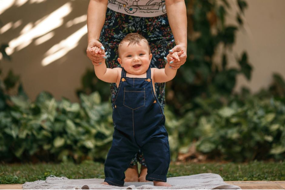 When Can My Baby Start Remembering People Like Grandparents?