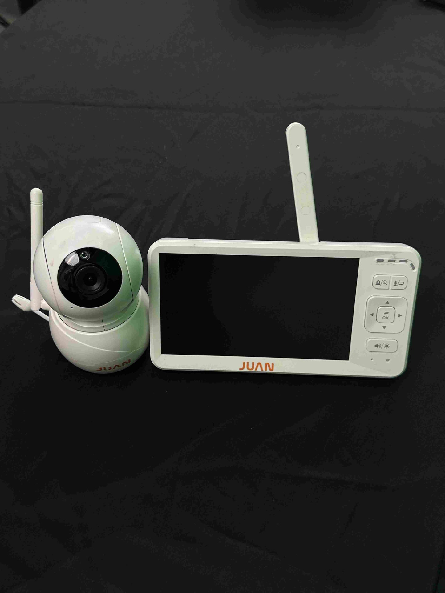 HelloBaby Radio receivers andmonitors for reproduction of sound and signals